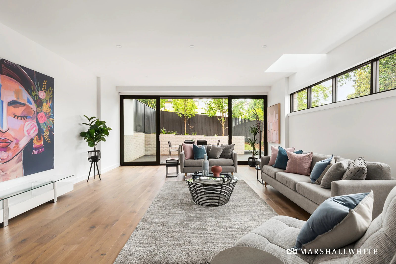 8 Sherwood Road, Surrey Hills, VIC