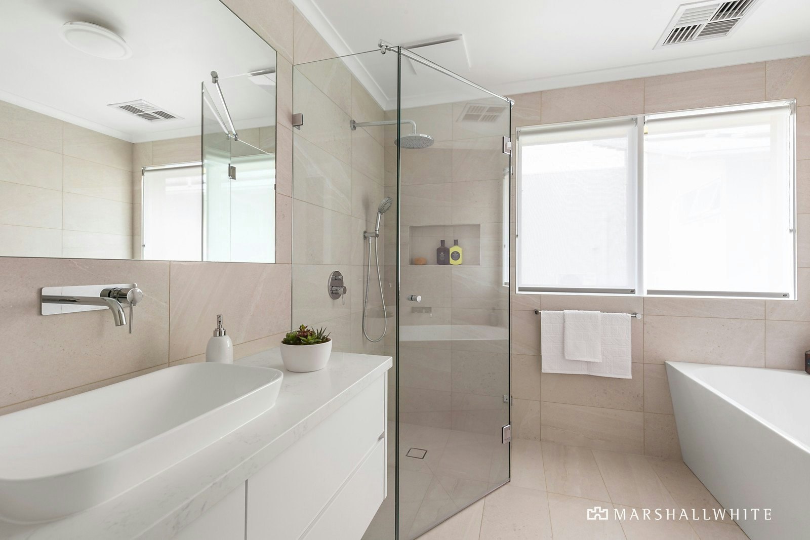 6 Malvern Road, Mont Albert, VIC