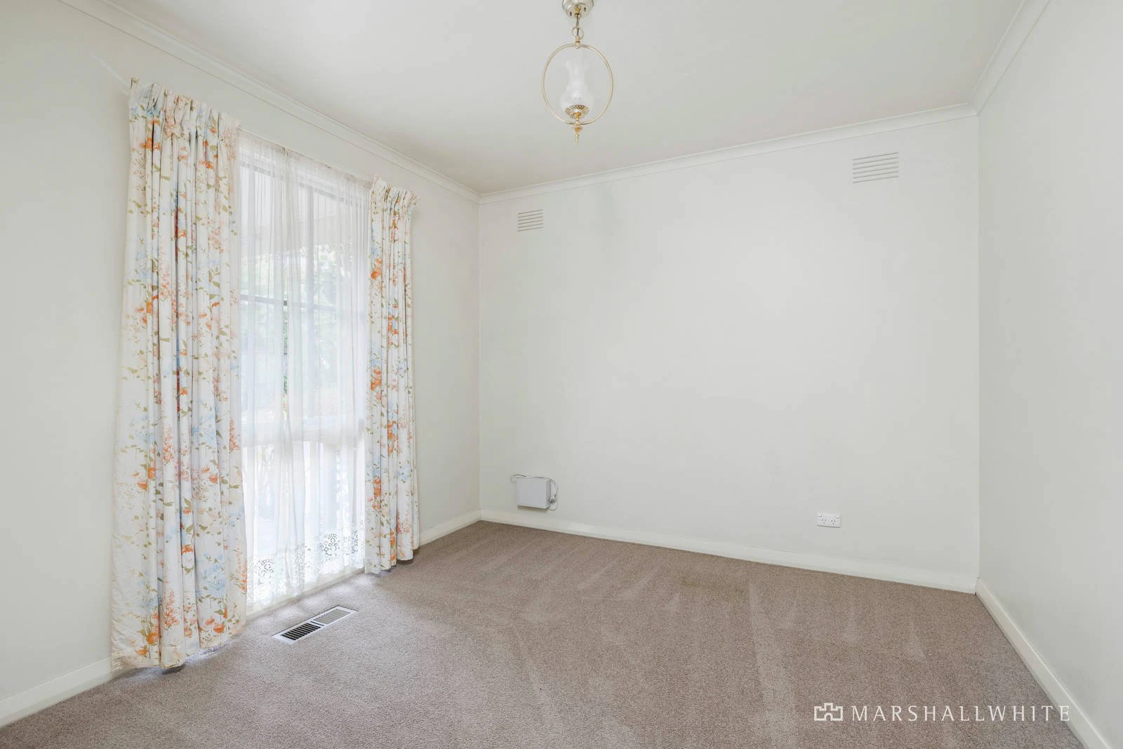 2/5 Betty Avenue, Mount Eliza, VIC