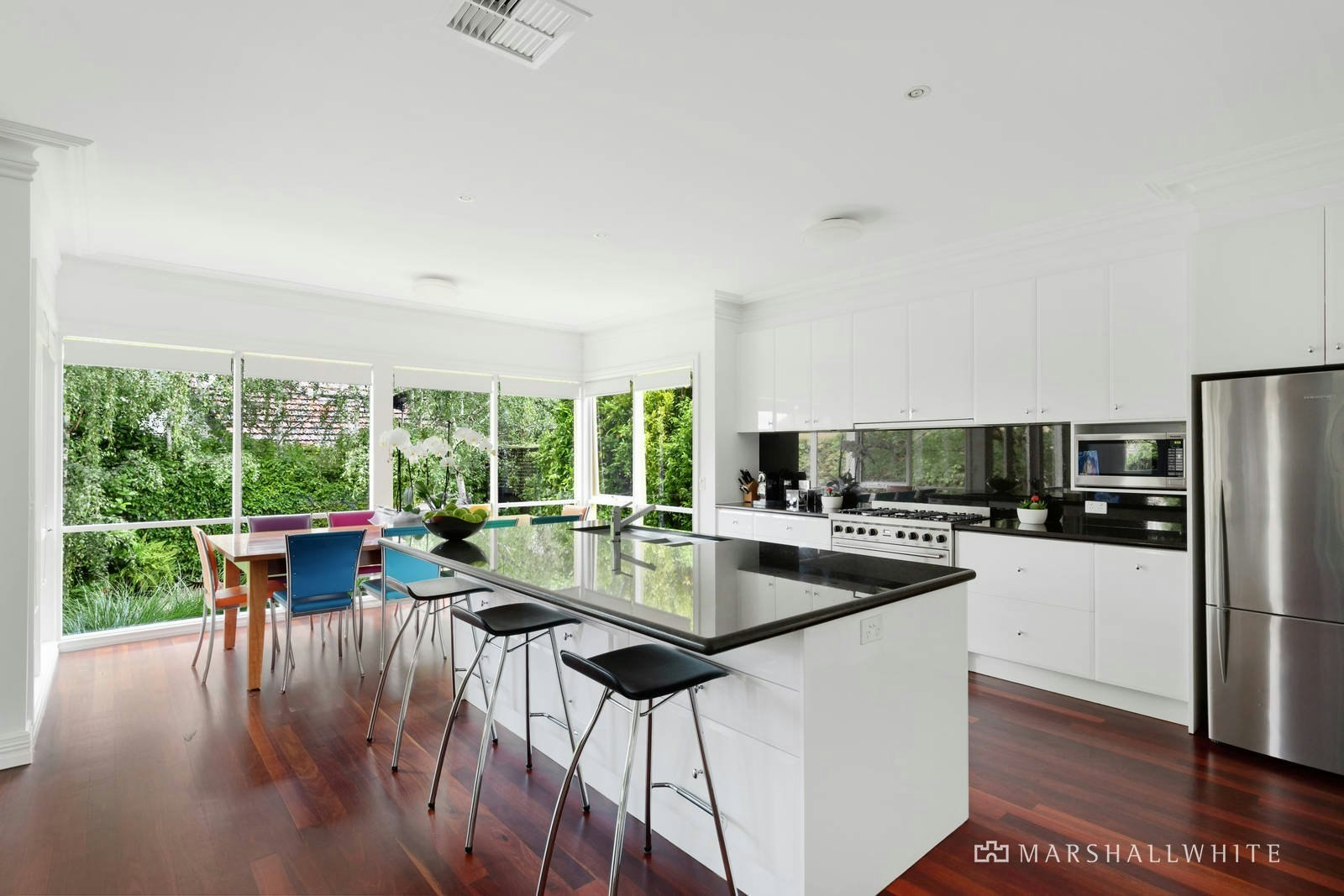 6 Malvern Road, Mont Albert, VIC