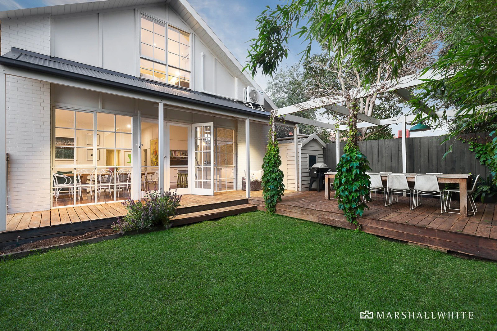 2 Westley Avenue, Brighton, VIC