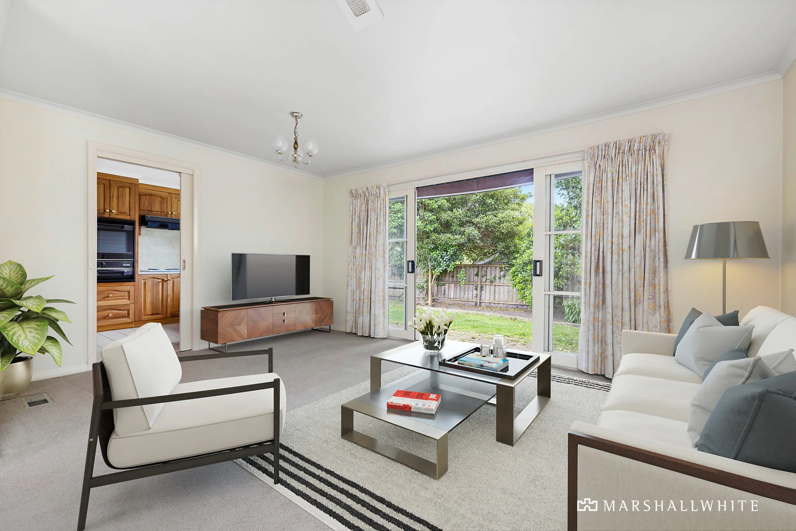 2/5 Betty Avenue, Mount Eliza, VIC