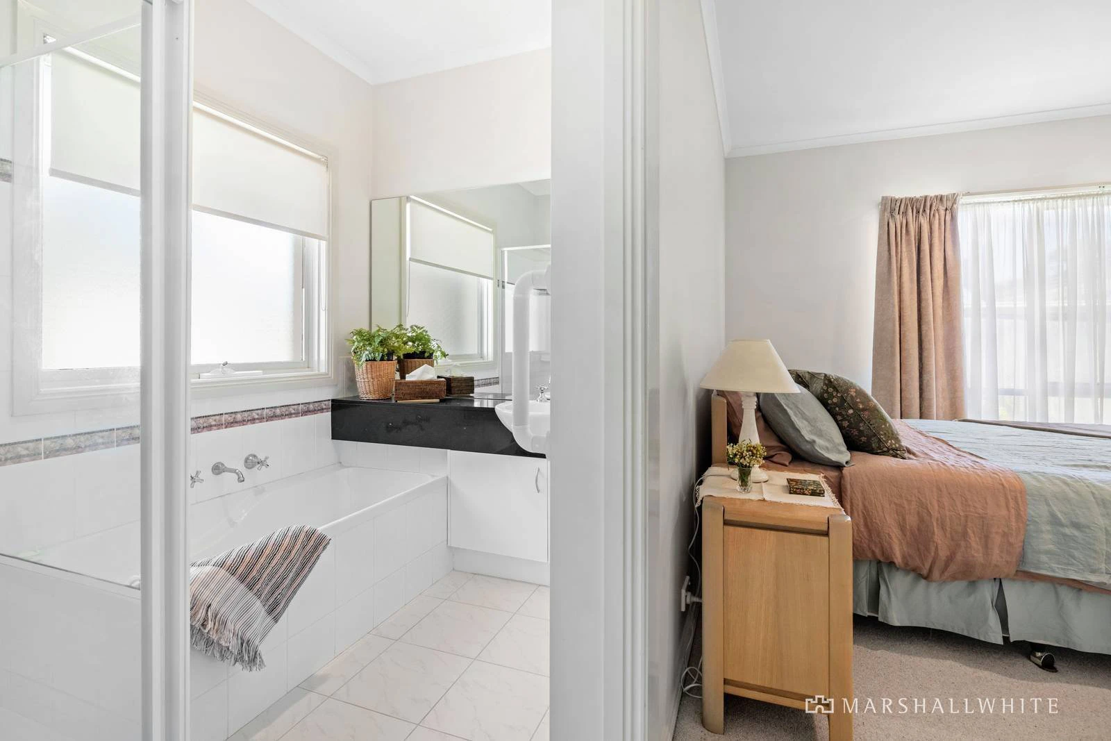 4/7 Lucerne Avenue, Mornington, VIC