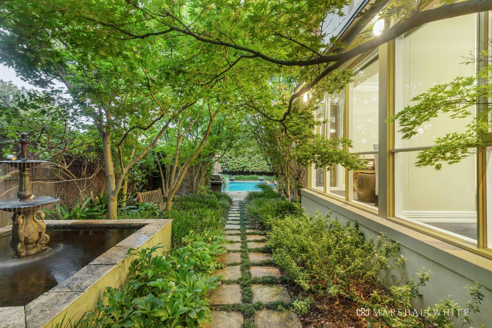 6 Malvern Road, Mont Albert, VIC