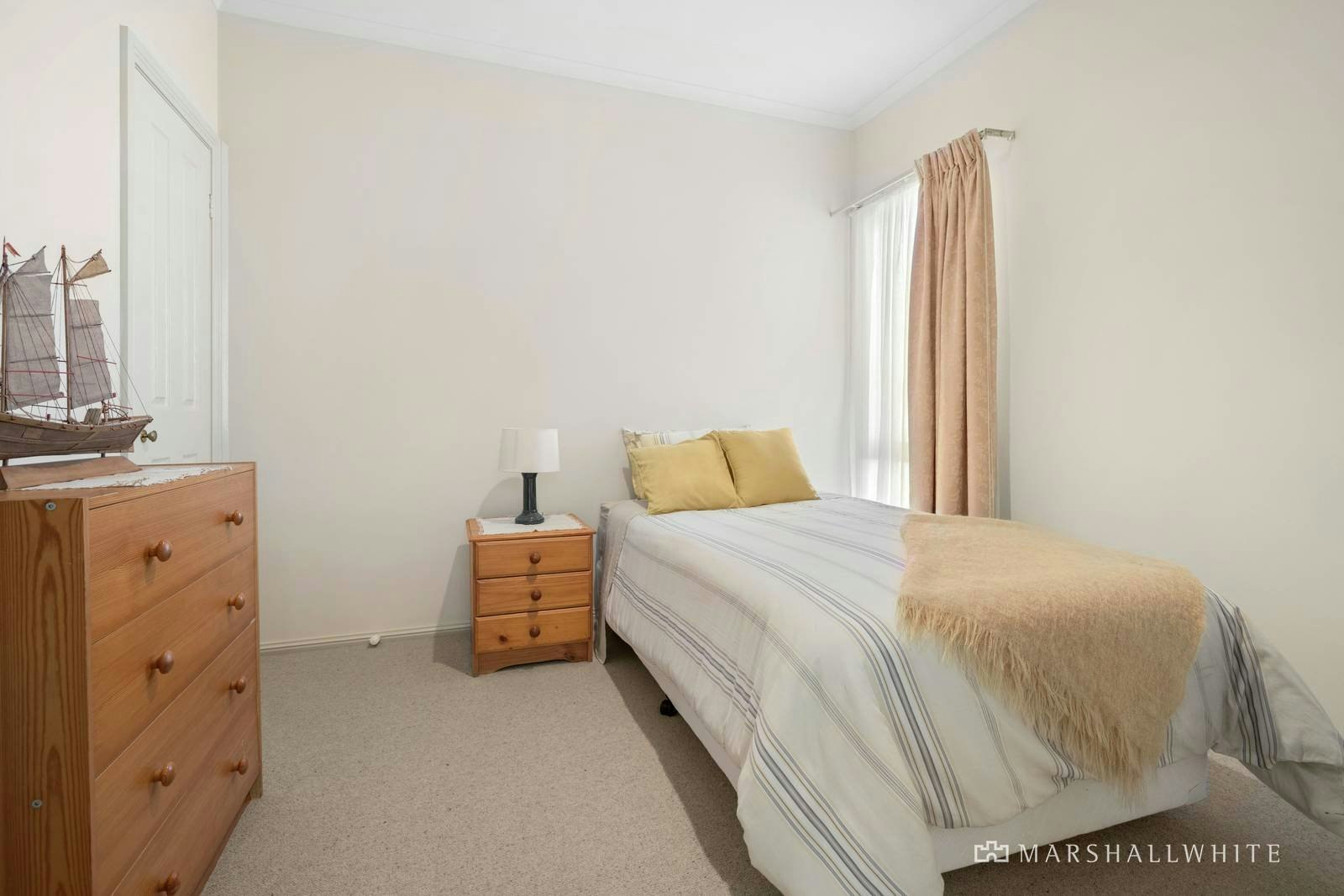 4/7 Lucerne Avenue, Mornington, VIC