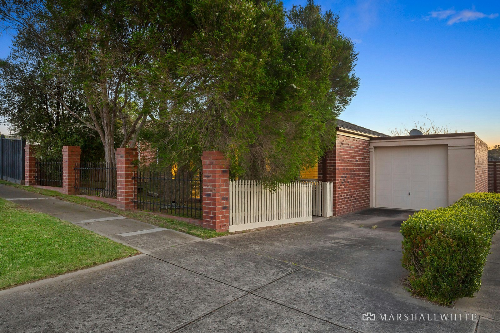 1/8 Raymond Street, Somerville, VIC