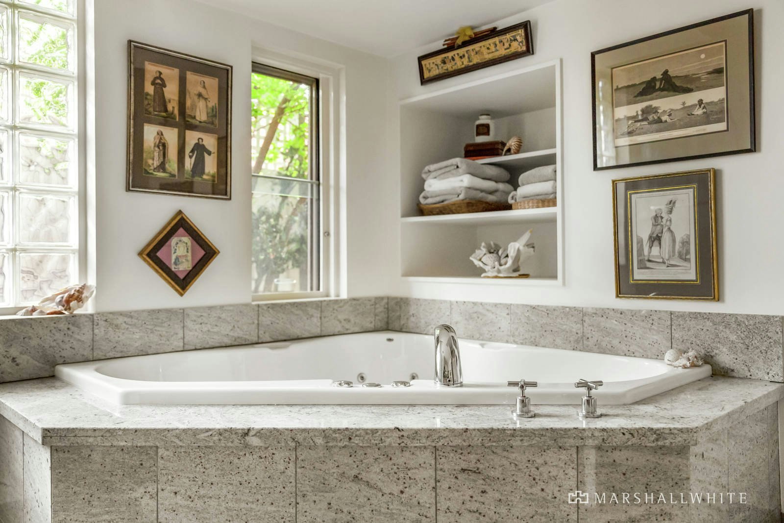 73 Ormond Esplanade, Elwood, VIC