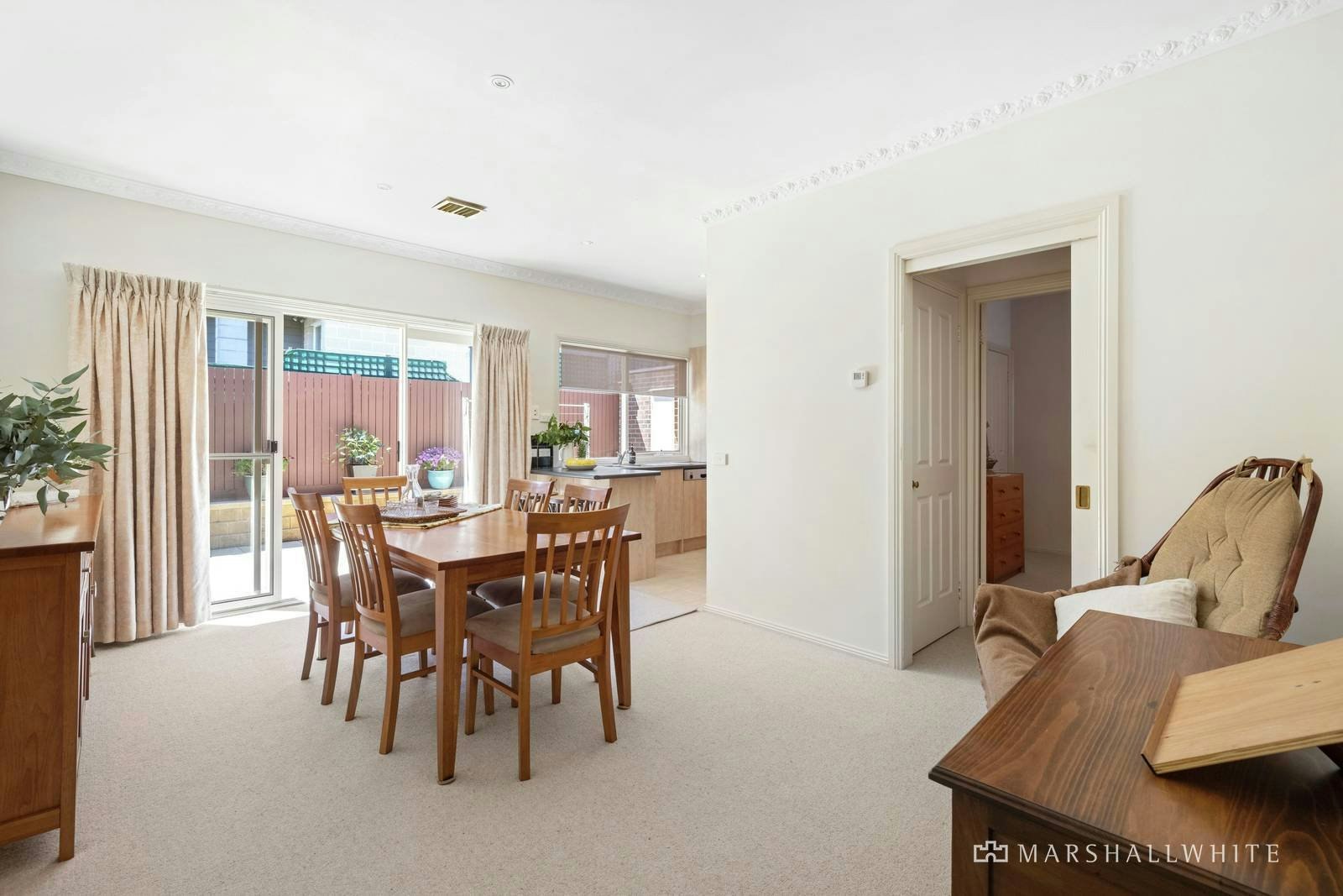 4/7 Lucerne Avenue, Mornington, VIC