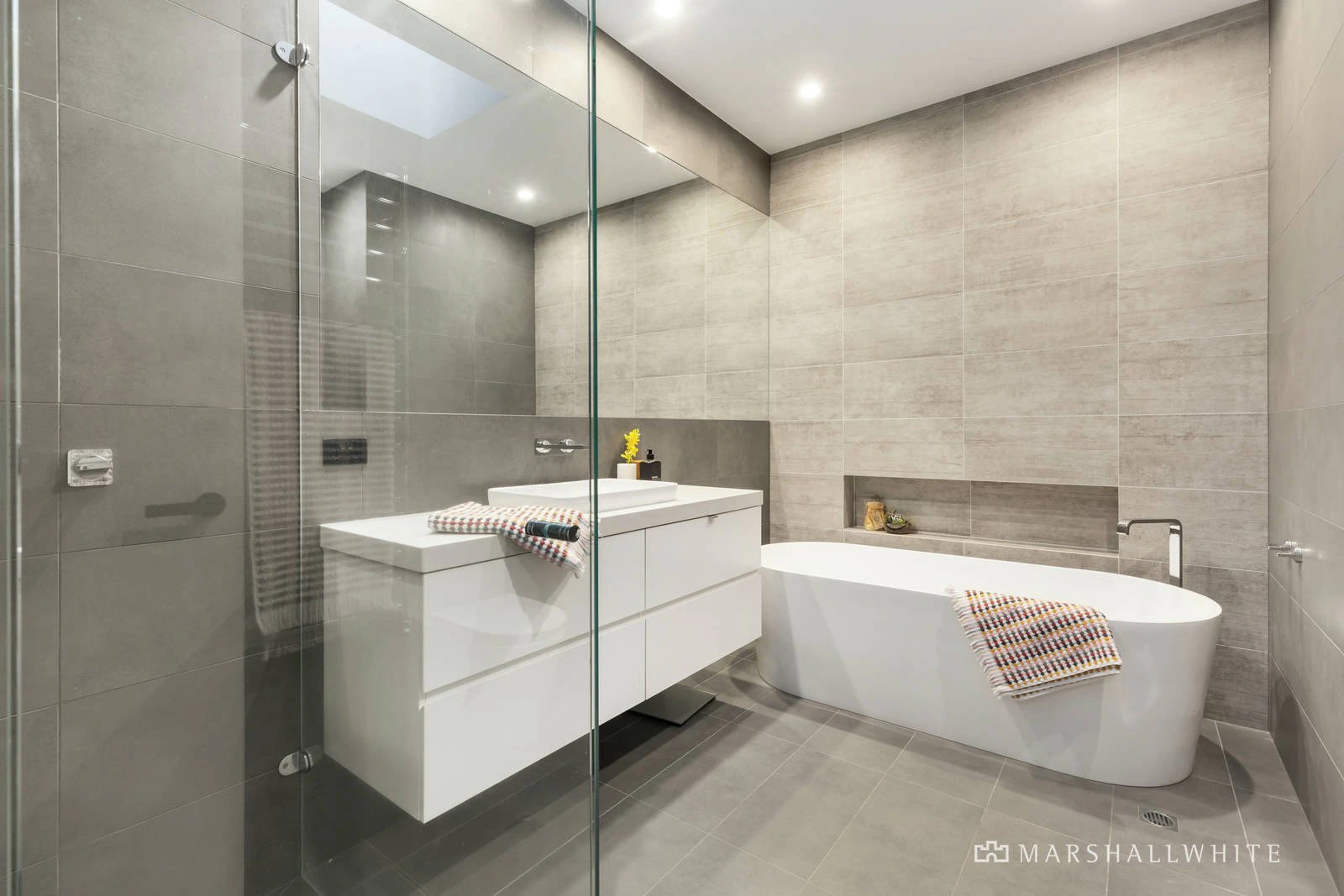 21 Verdun Street, Surrey Hills, VIC