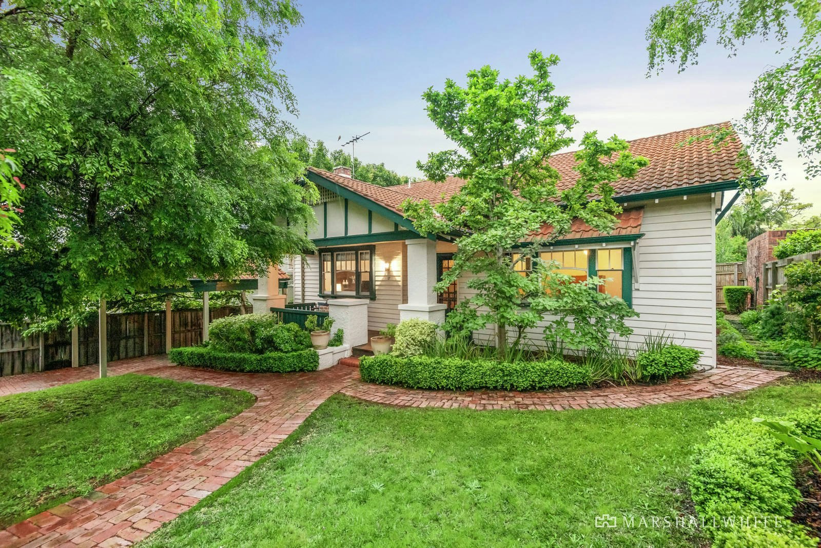 17 Middle Road, Camberwell, VIC