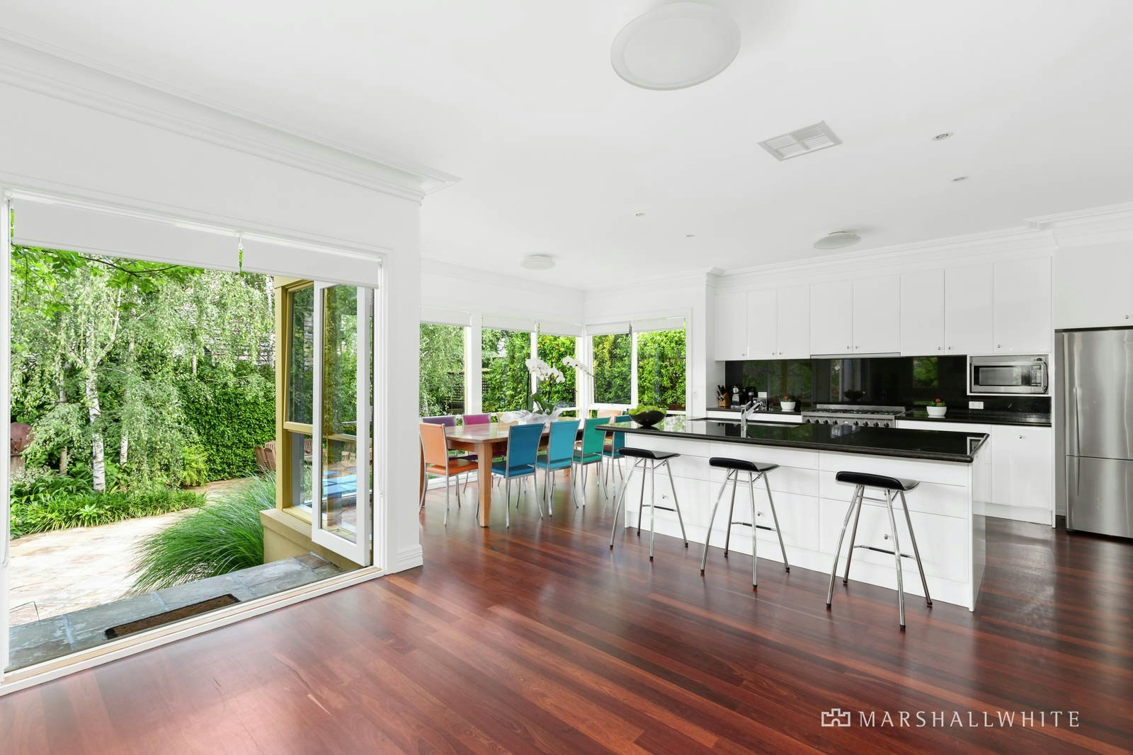 6 Malvern Road, Mont Albert, VIC