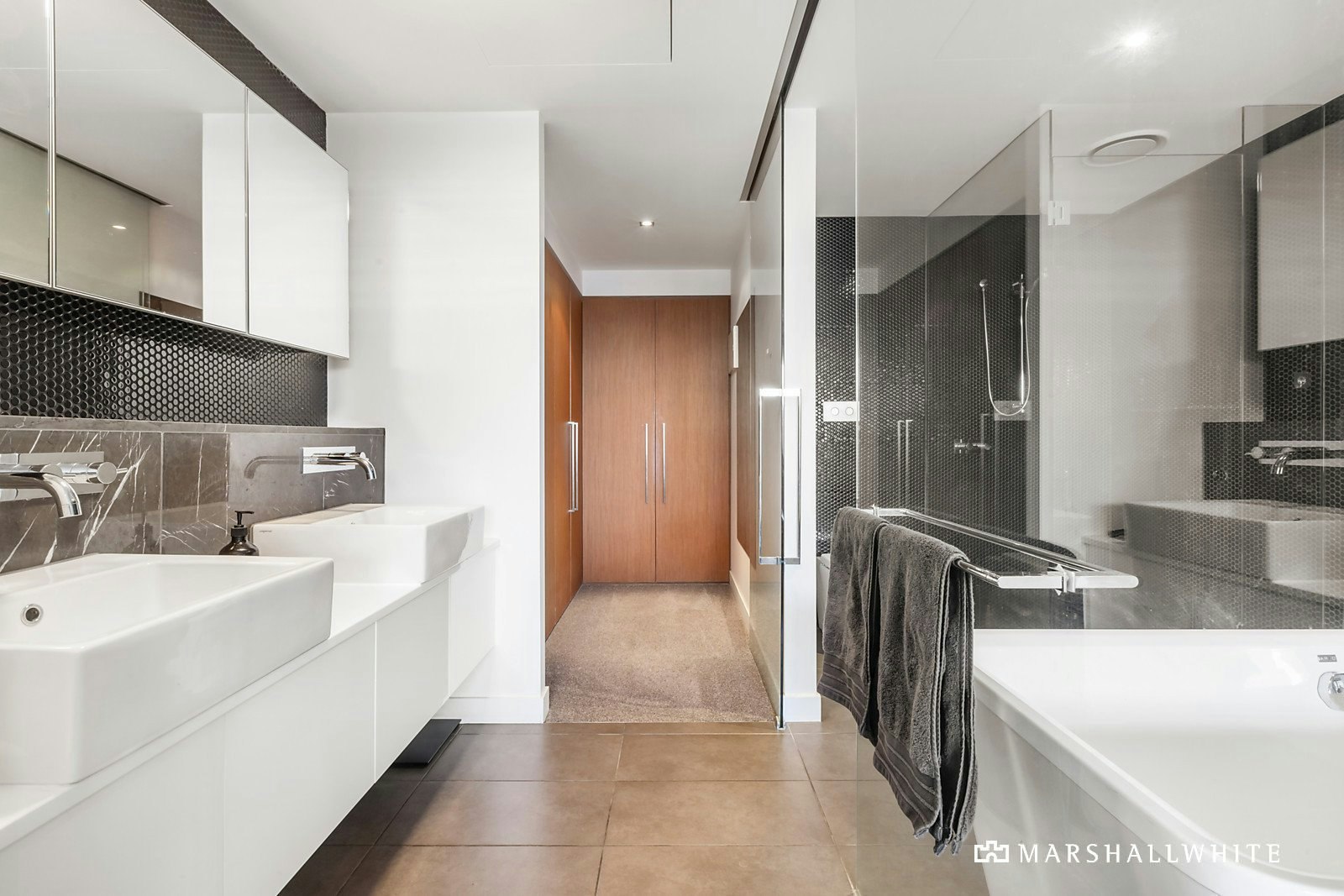 406/108 Bay Street, Port Melbourne, VIC