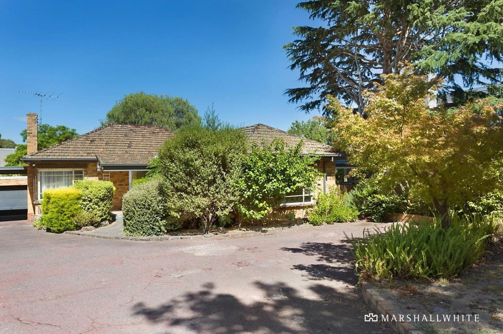 182 Prospect Hill Road, Canterbury, VIC