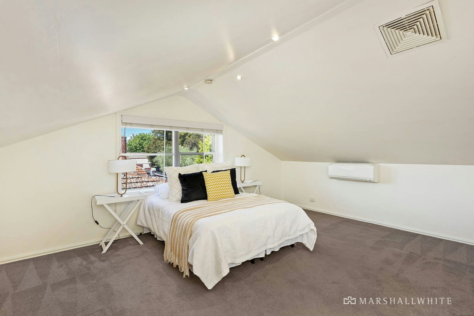 526 Waverley Road, Malvern East, VIC