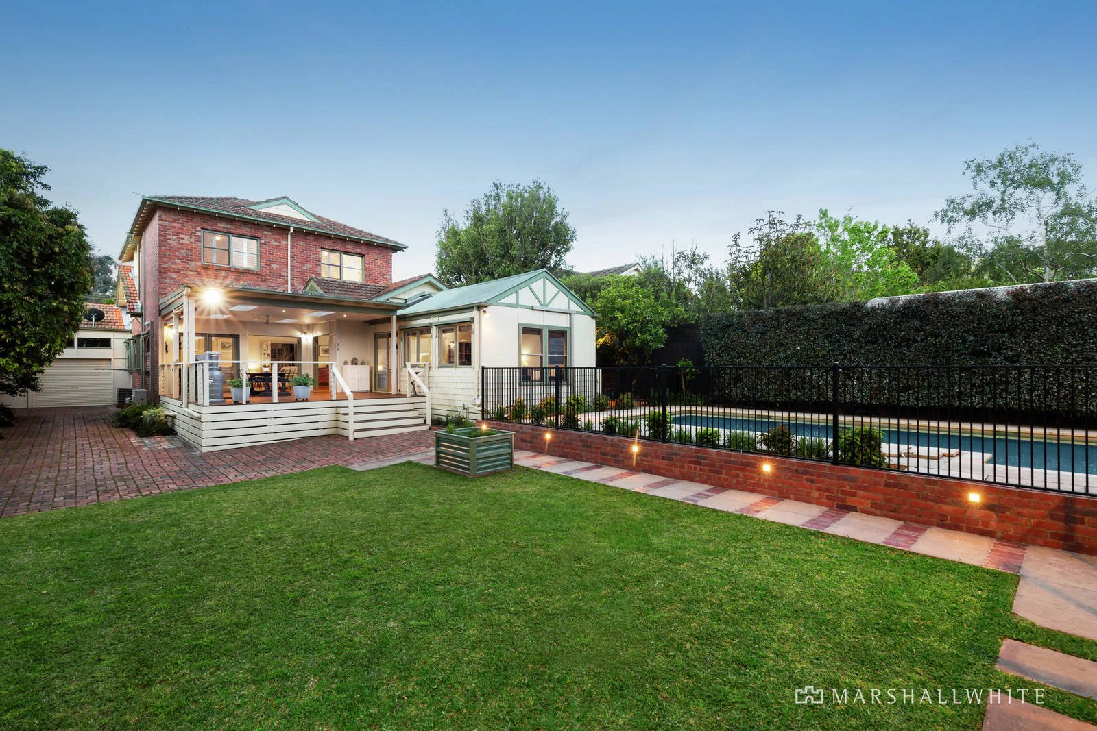 8 Kalang Road, Camberwell, VIC