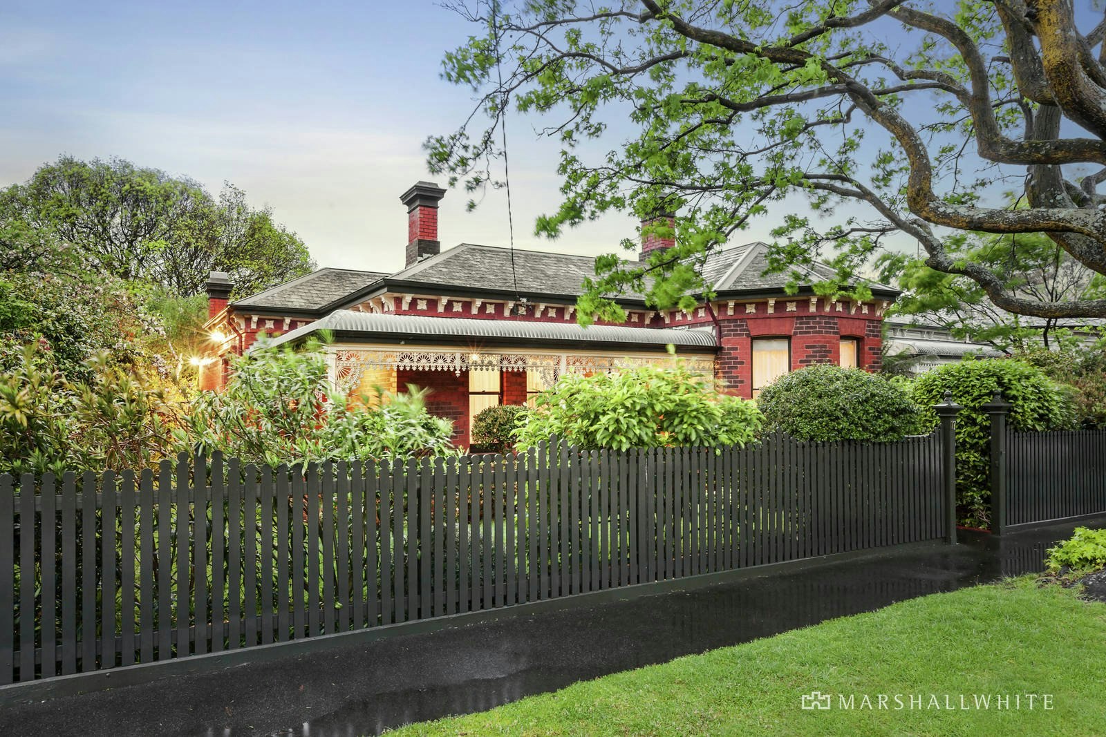 17 Kasouka Road, Camberwell, VIC