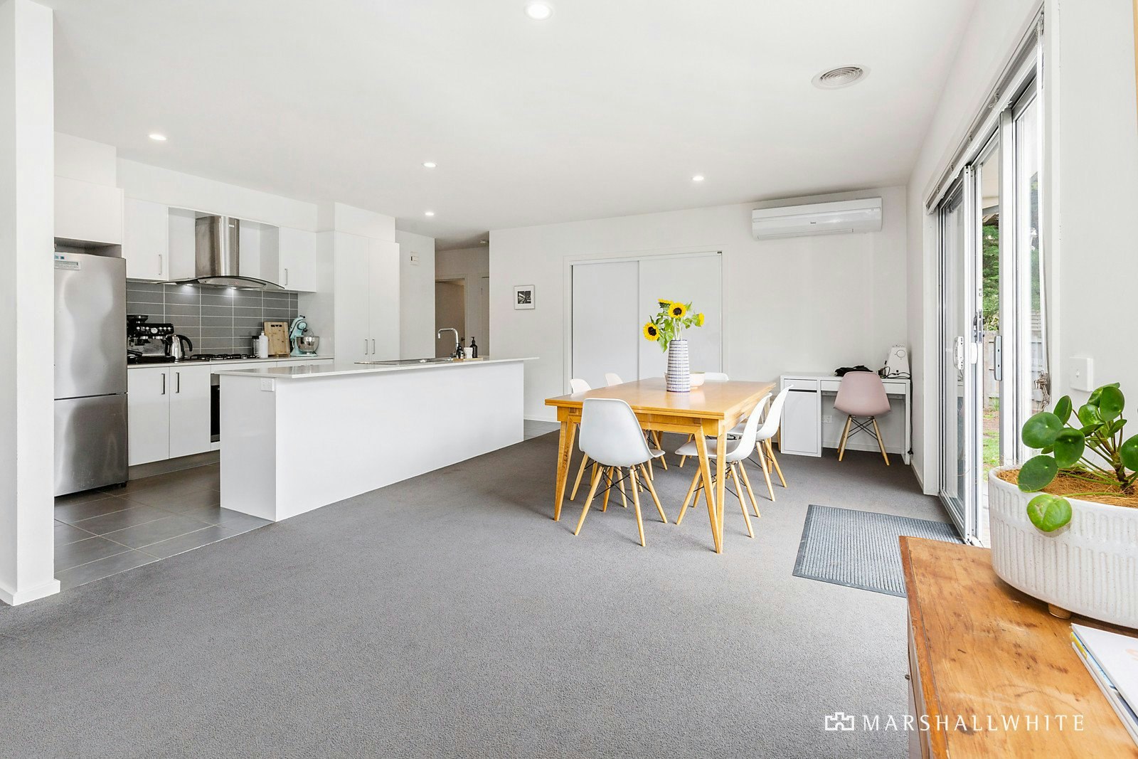 2/18 George Street, Safety Beach, VIC