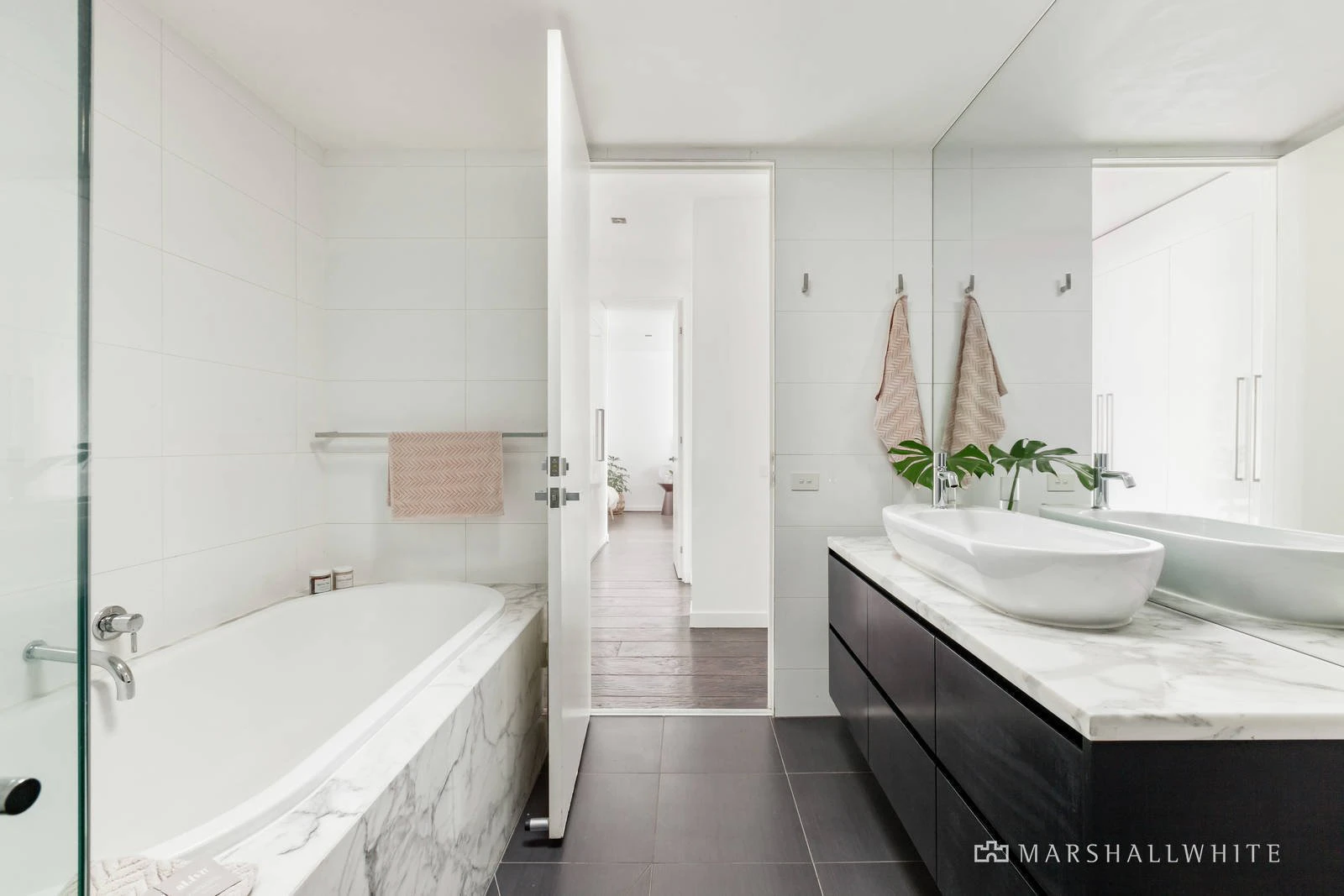 11 Arbour Drive, Kew, VIC