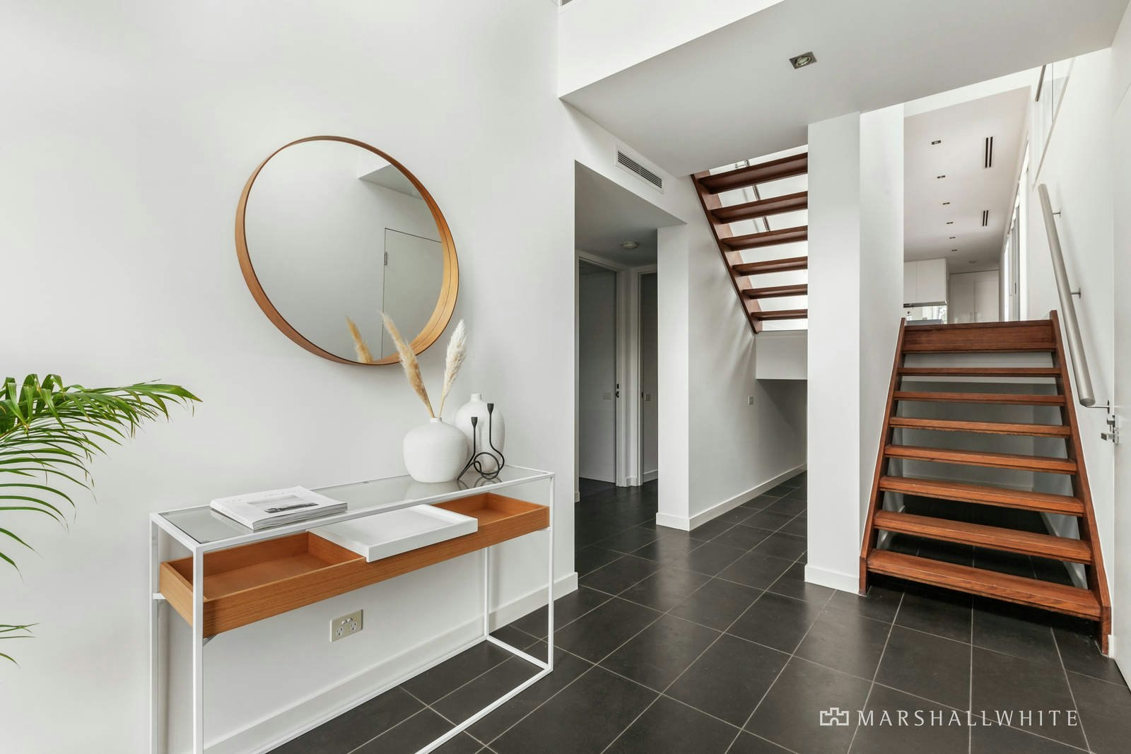 11 Arbour Drive, Kew, VIC