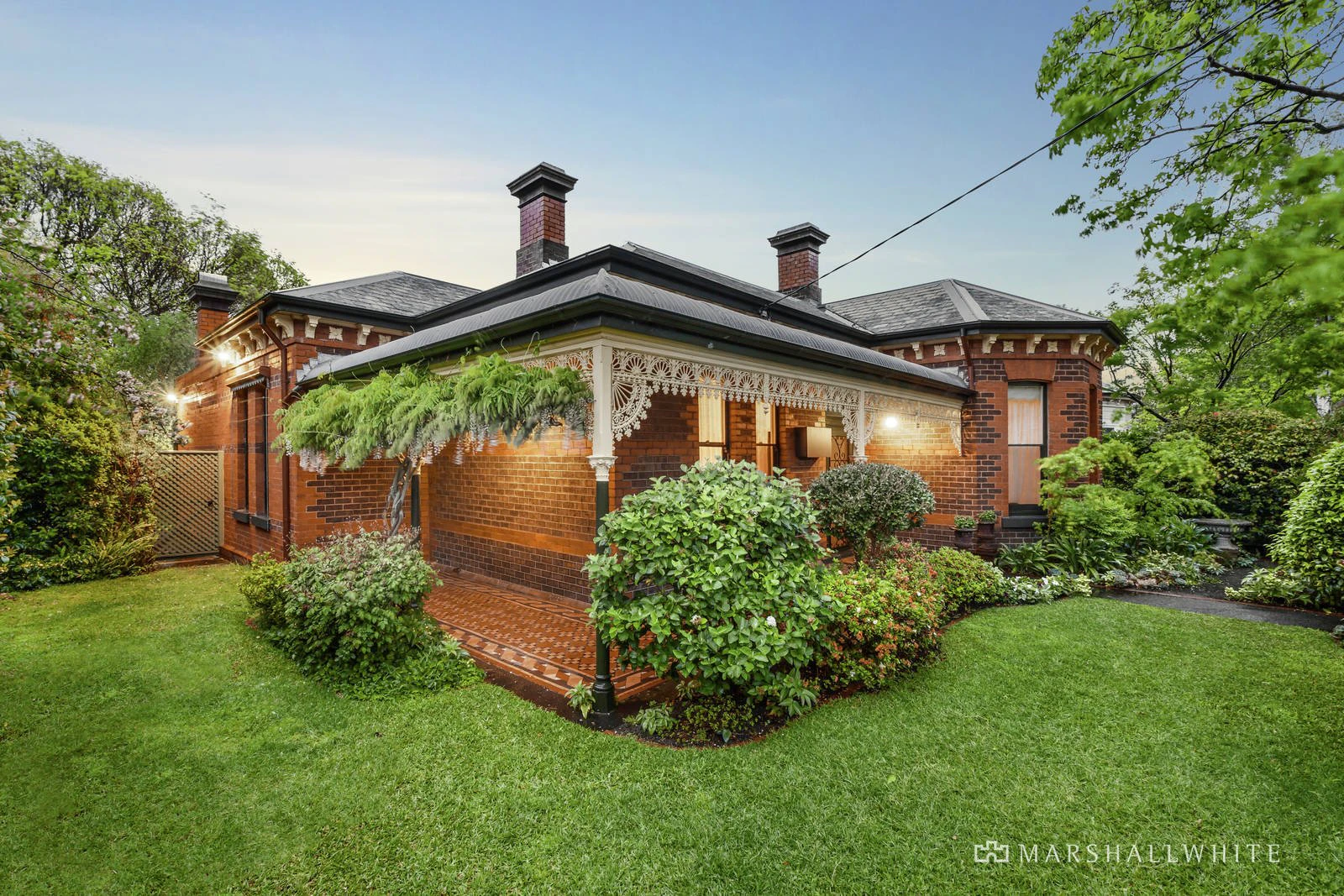 17 Kasouka Road, Camberwell, VIC