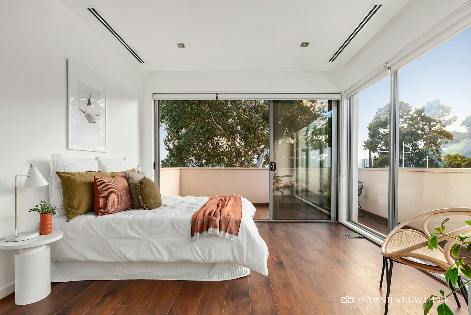 11 Arbour Drive, Kew, VIC