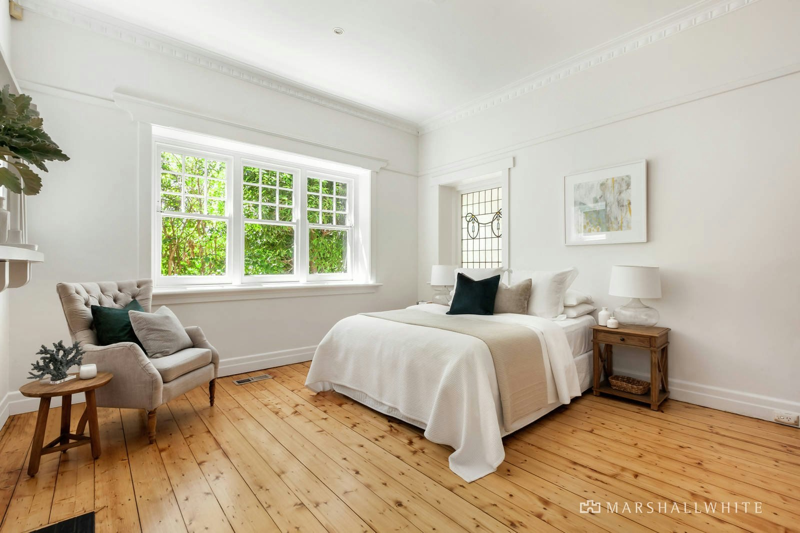 17 Rochester Road, Canterbury, VIC