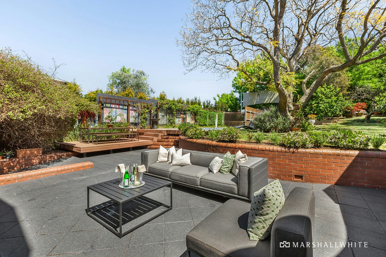 17 Rochester Road, Canterbury, VIC