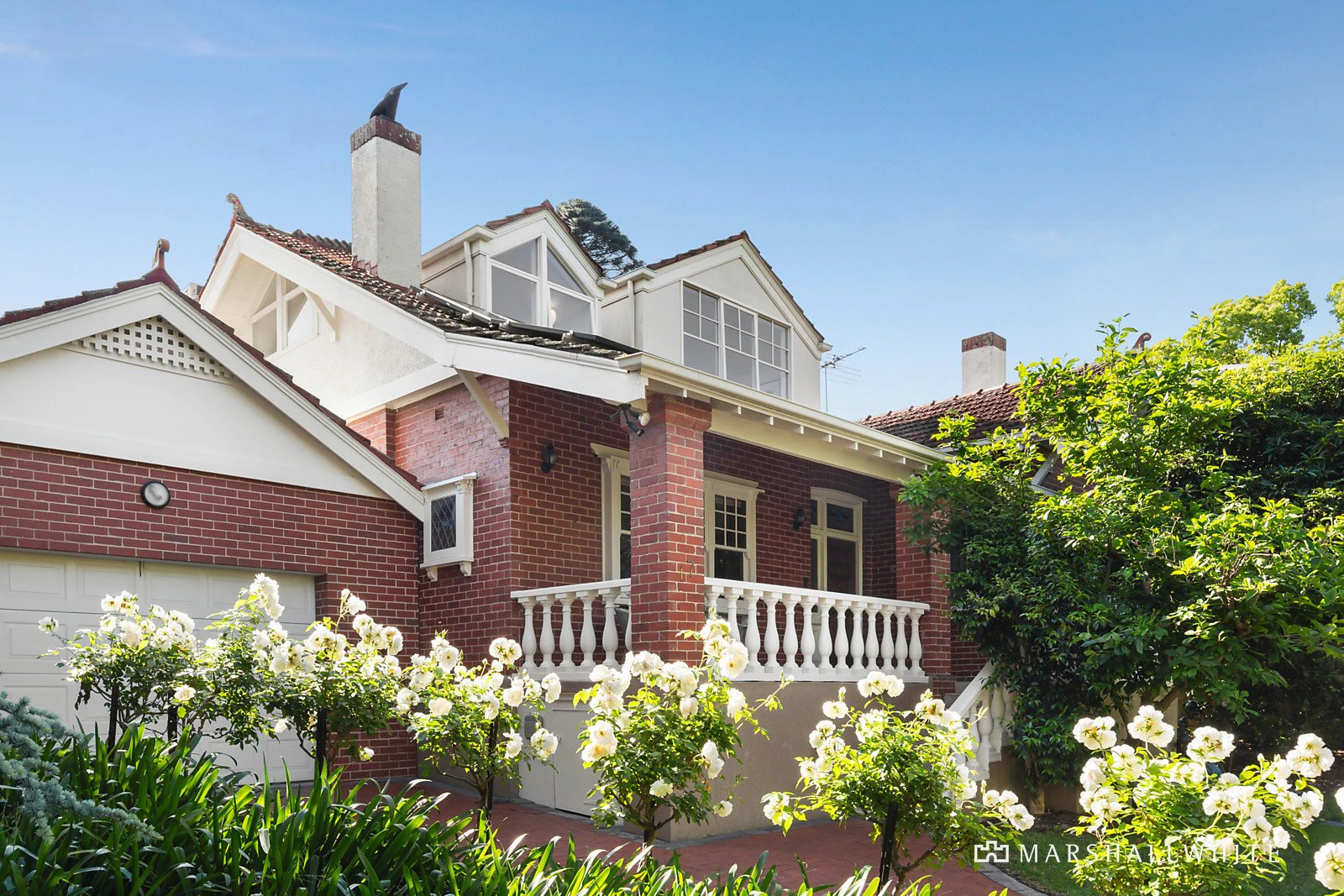 17 Rochester Road, Canterbury, VIC