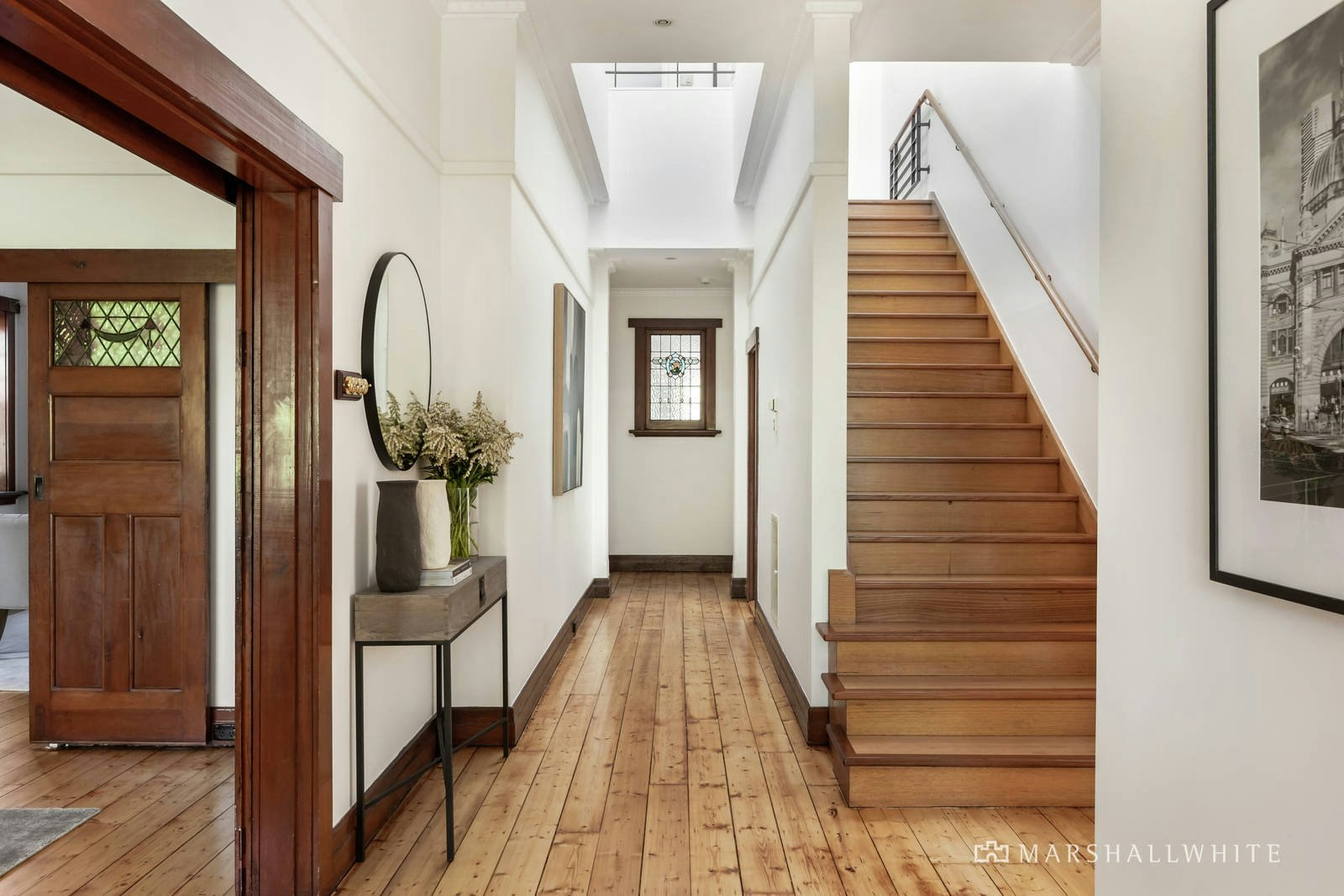 17 Rochester Road, Canterbury, VIC