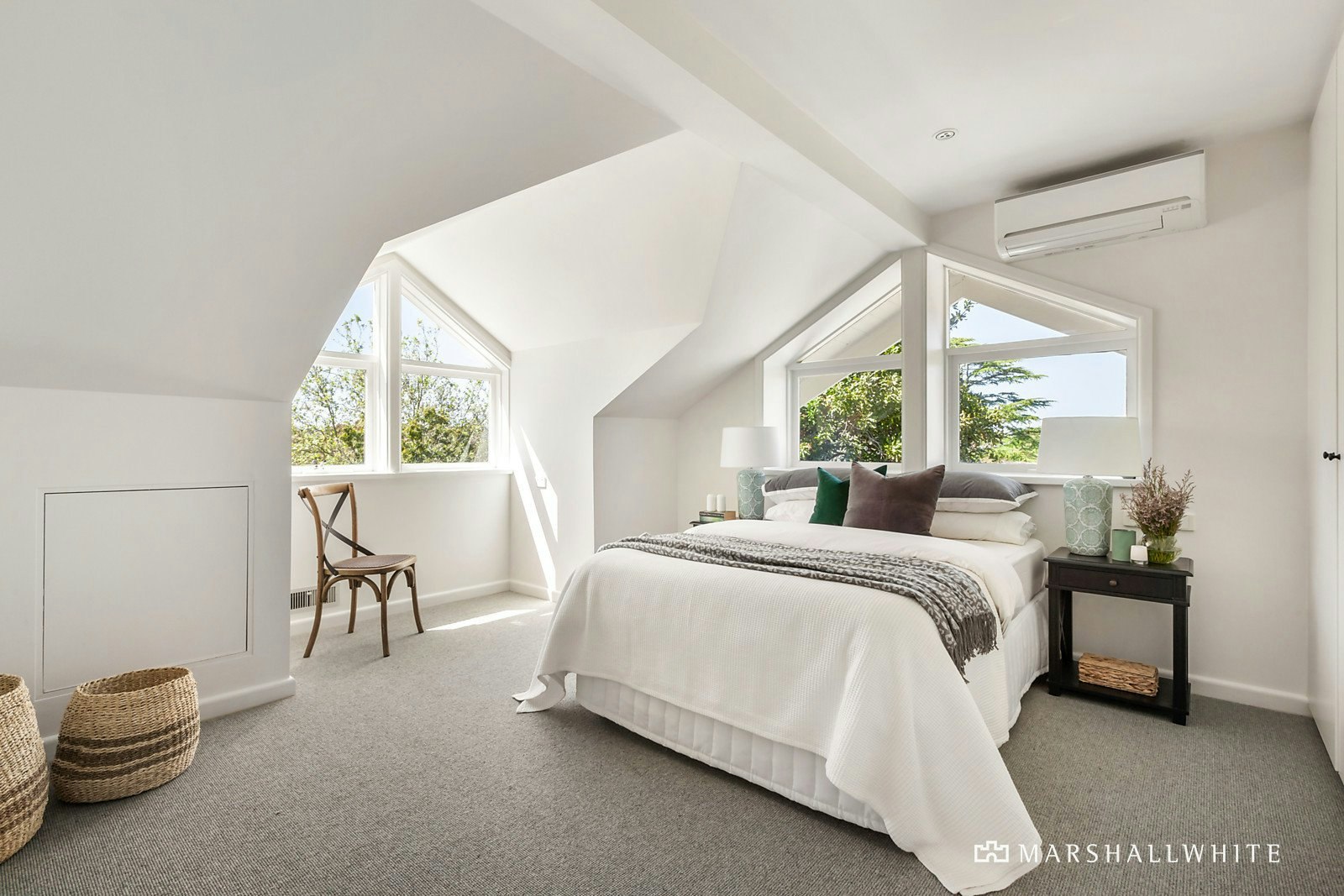 17 Rochester Road, Canterbury, VIC