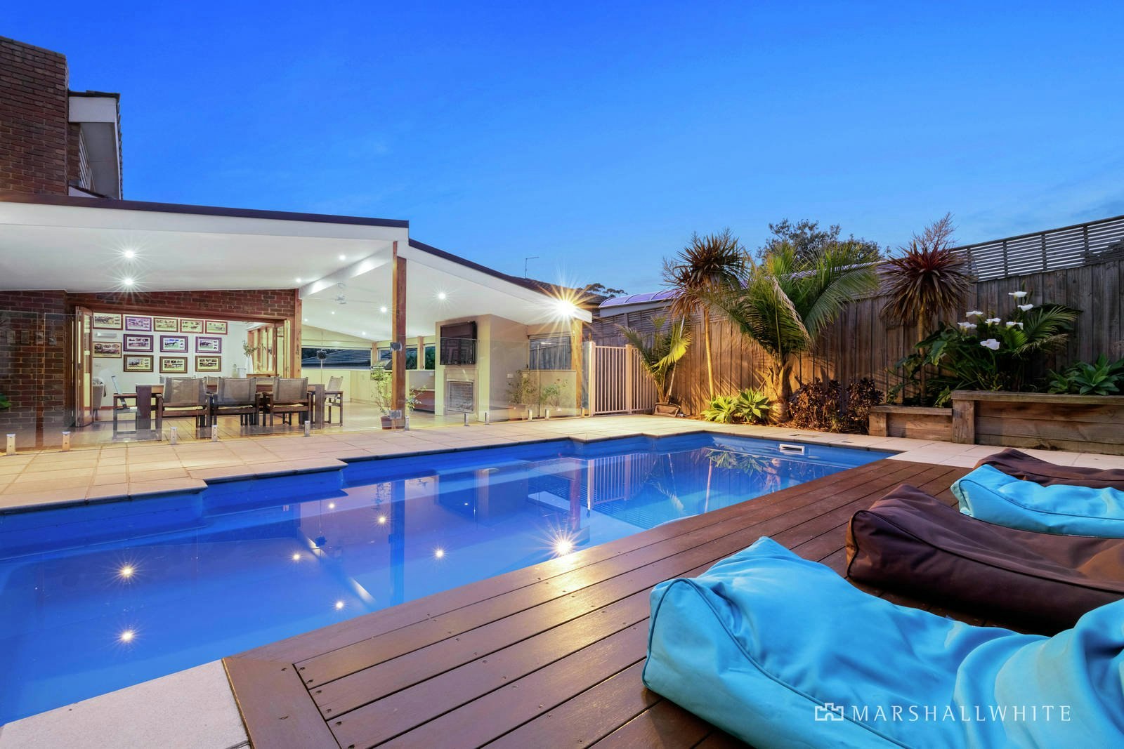 13 Rutland Avenue, Mount Eliza, VIC