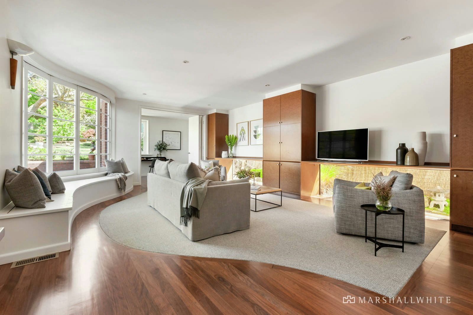 17 Rochester Road, Canterbury, VIC