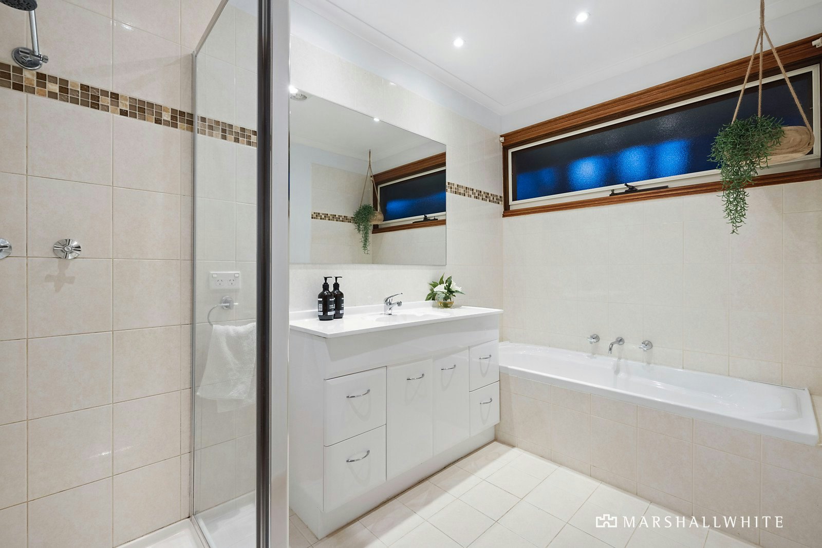 13 Rutland Avenue, Mount Eliza, VIC