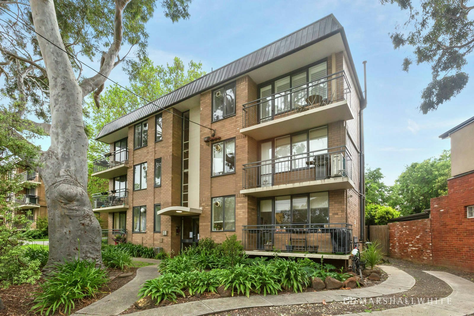 apartment building