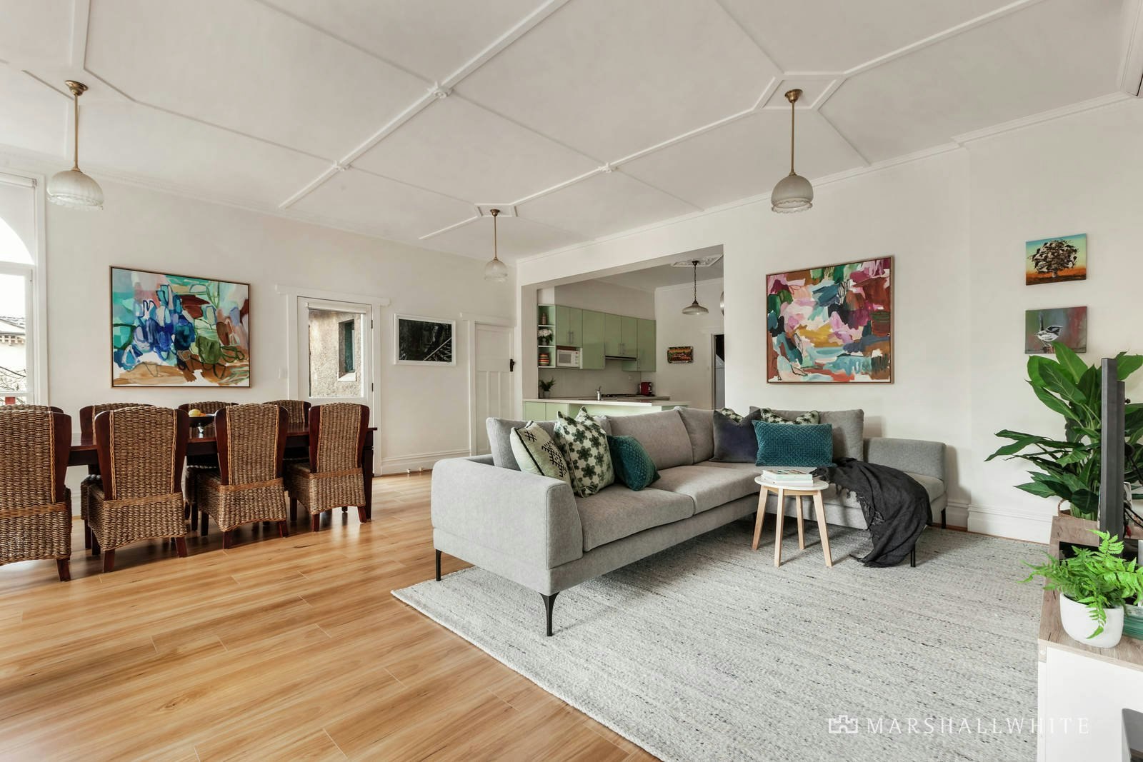 13 Black Street, Mont Albert, VIC