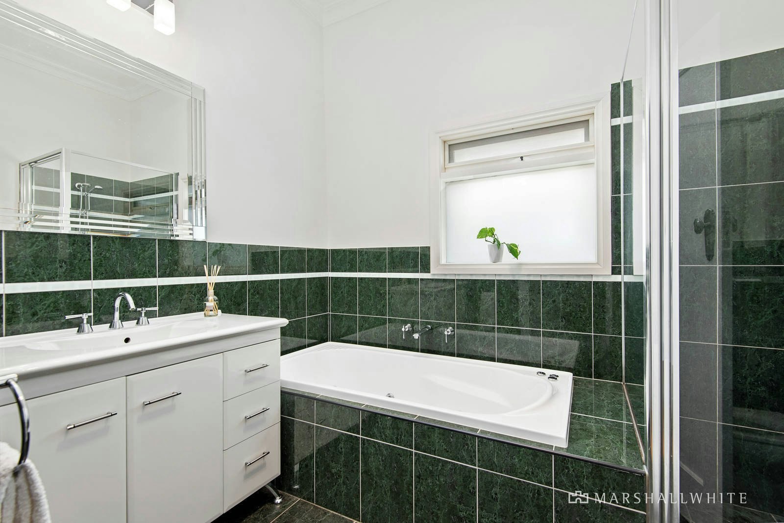 56 Dent Street, Glen Iris, VIC