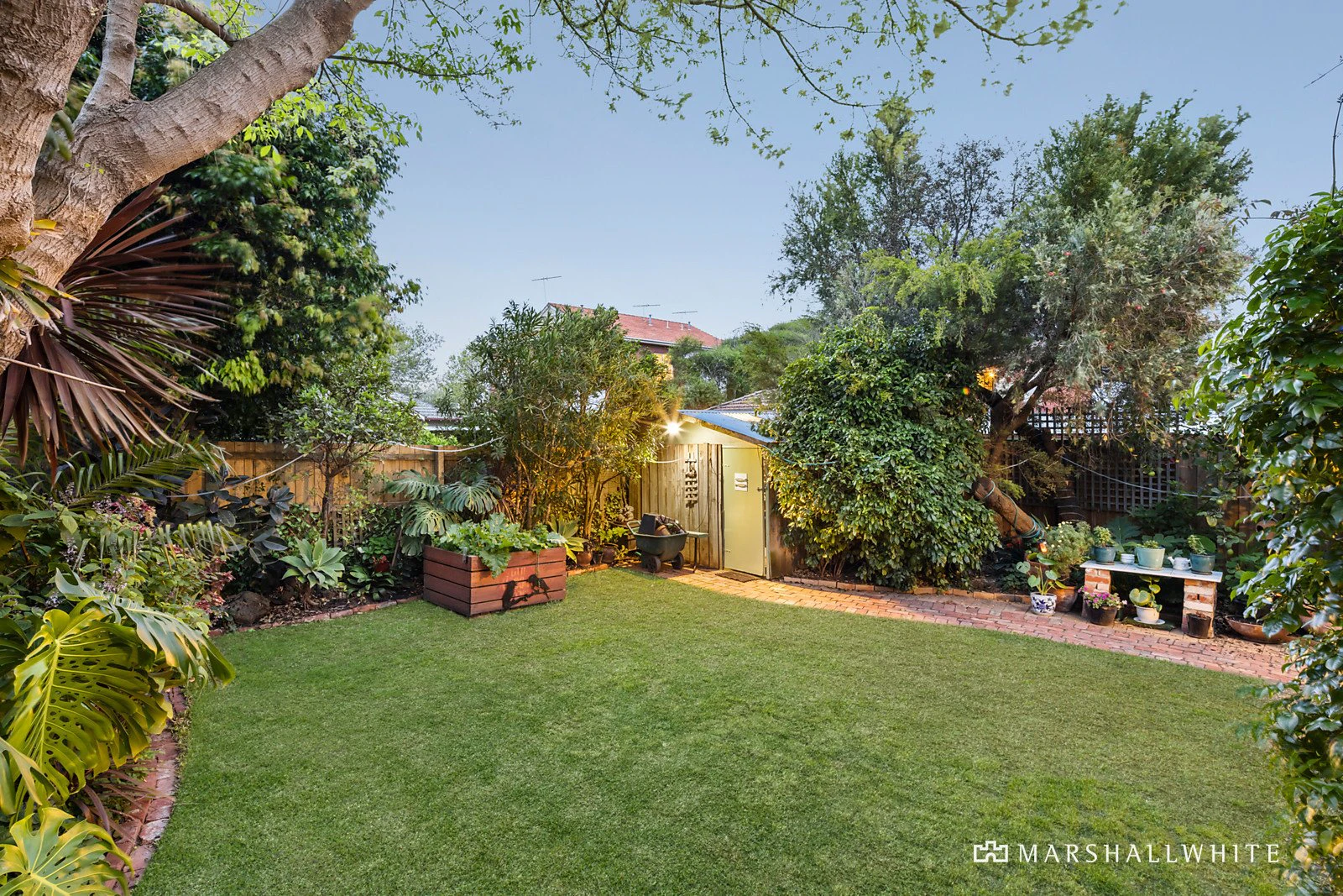 6 Byrne Avenue, Elwood, VIC