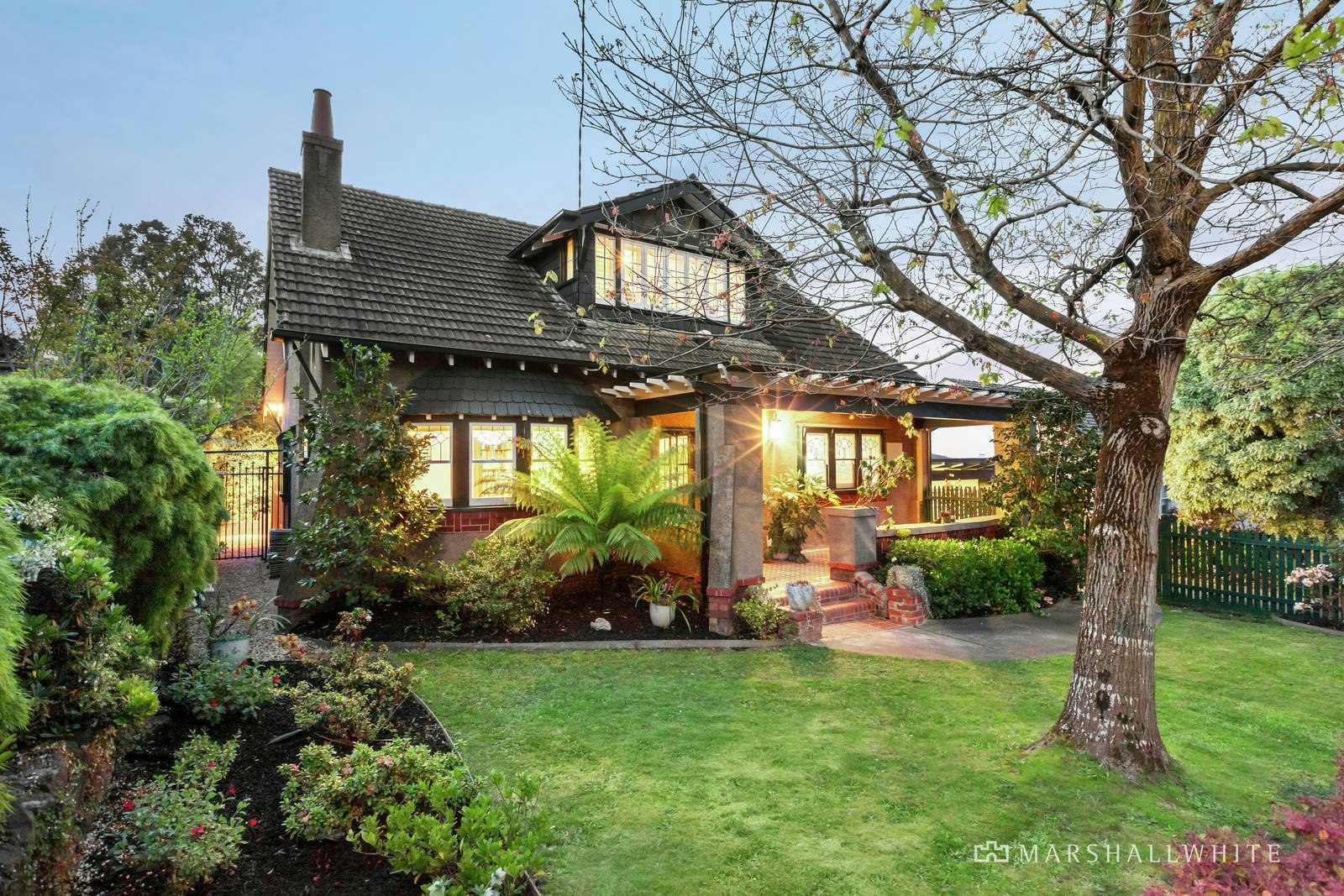 13 Black Street, Mont Albert, VIC