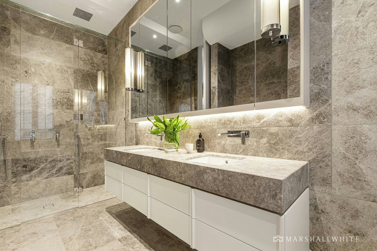 38a Howard Street, Glen Iris, VIC