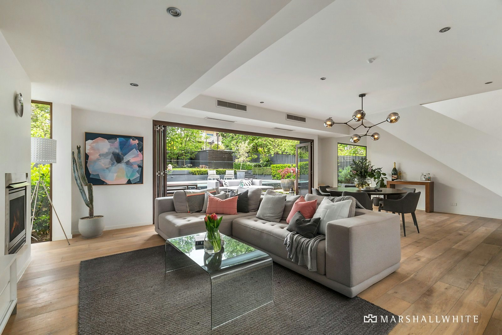 32 Rosedale Road, Glen Iris, VIC