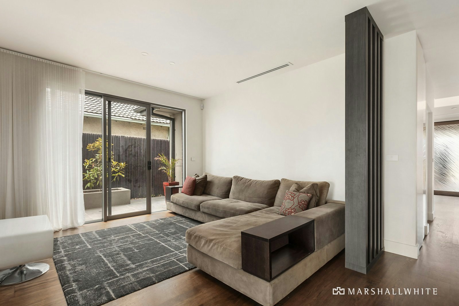 1/10 Albion Road, Glen Iris, VIC