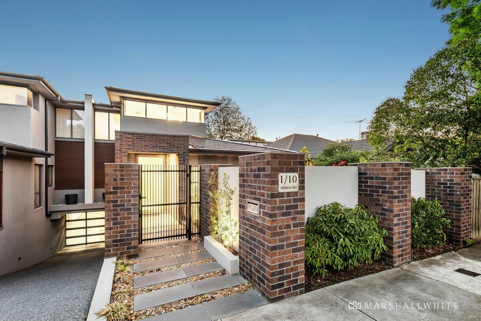 1/10 Albion Road, Glen Iris, VIC