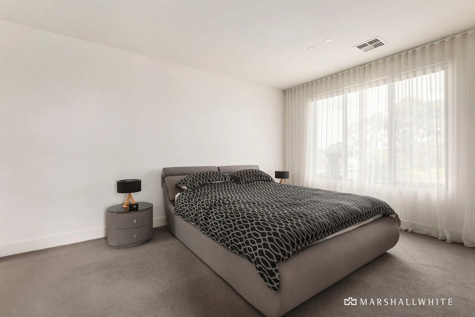 1/10 Albion Road, Glen Iris, VIC