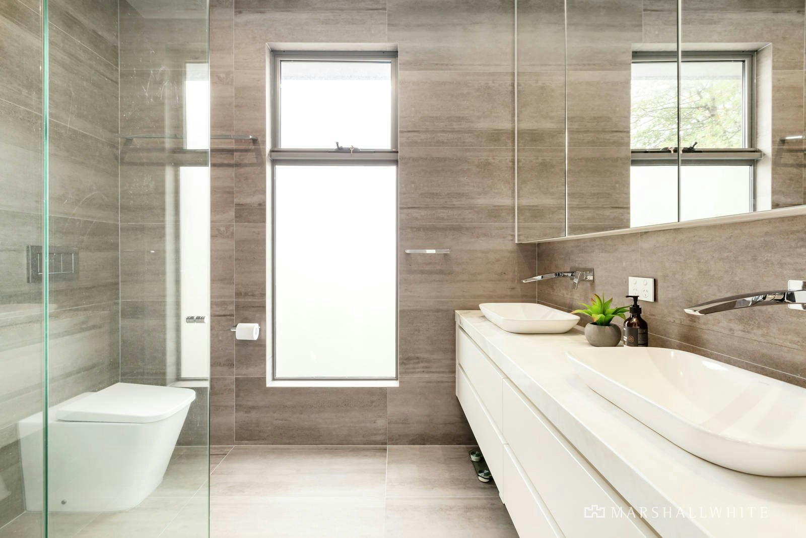 1/10 Albion Road, Glen Iris, VIC