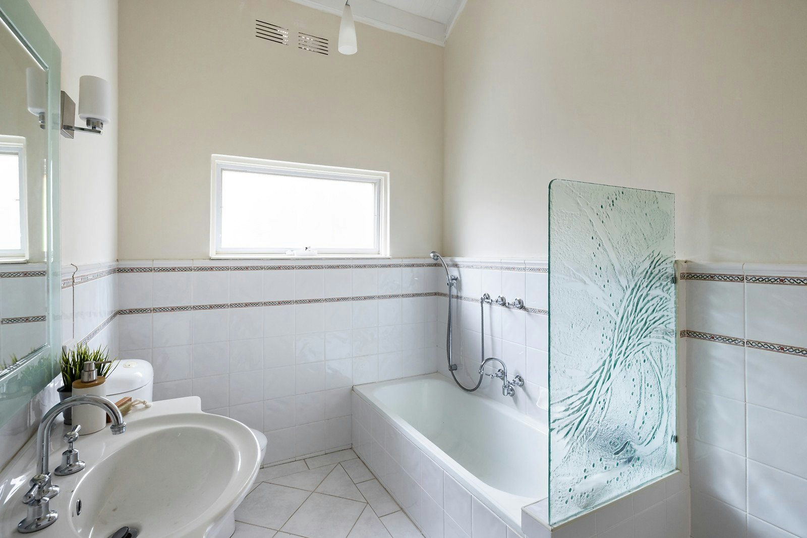 6 Henry Street, Kew, VIC