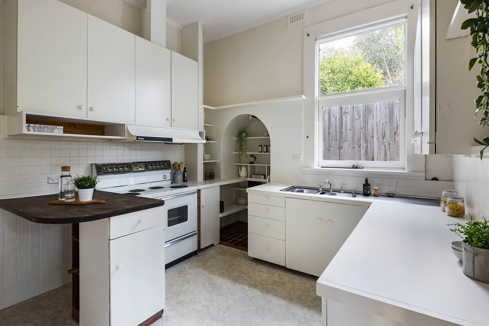 6 Henry Street, Kew, VIC