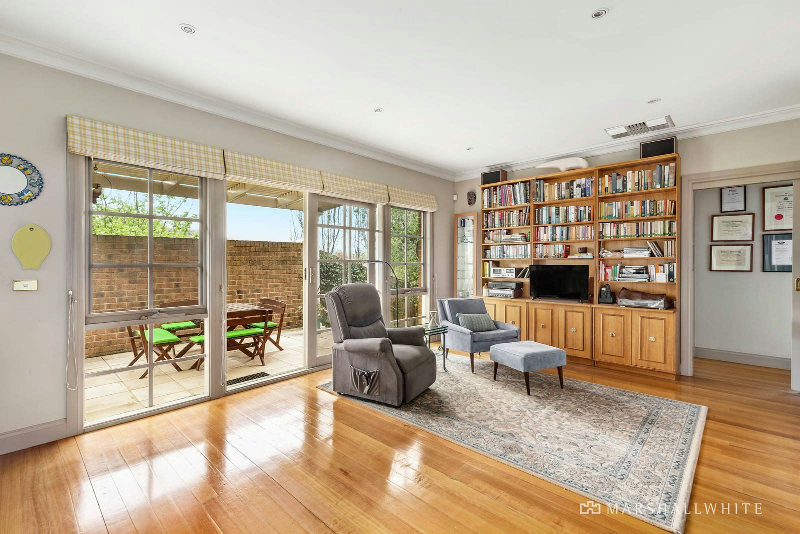 2/1 Kitchener Street, Deepdene, VIC