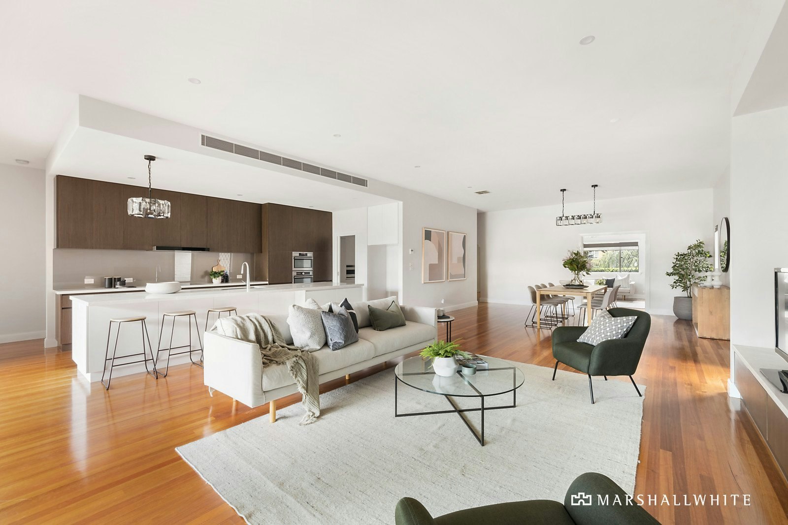 27 Inverness Way, Balwyn North, VIC