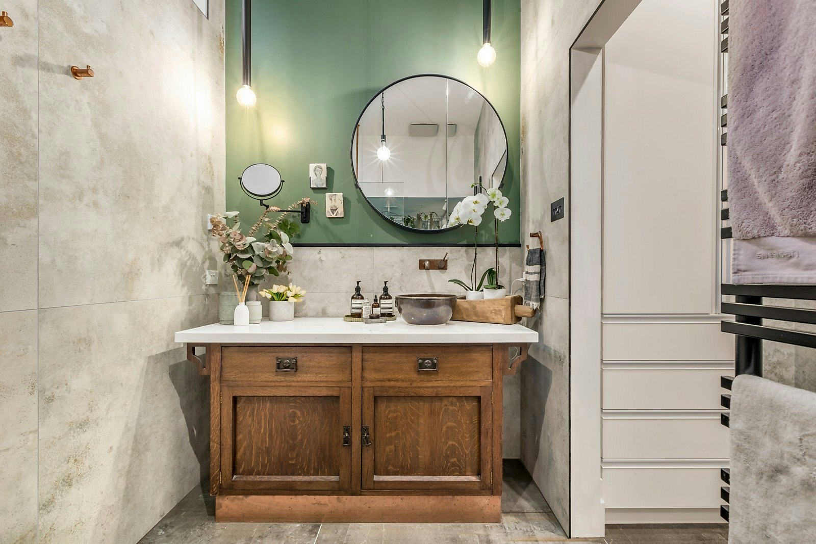 84 High Street, Glen Iris, VIC