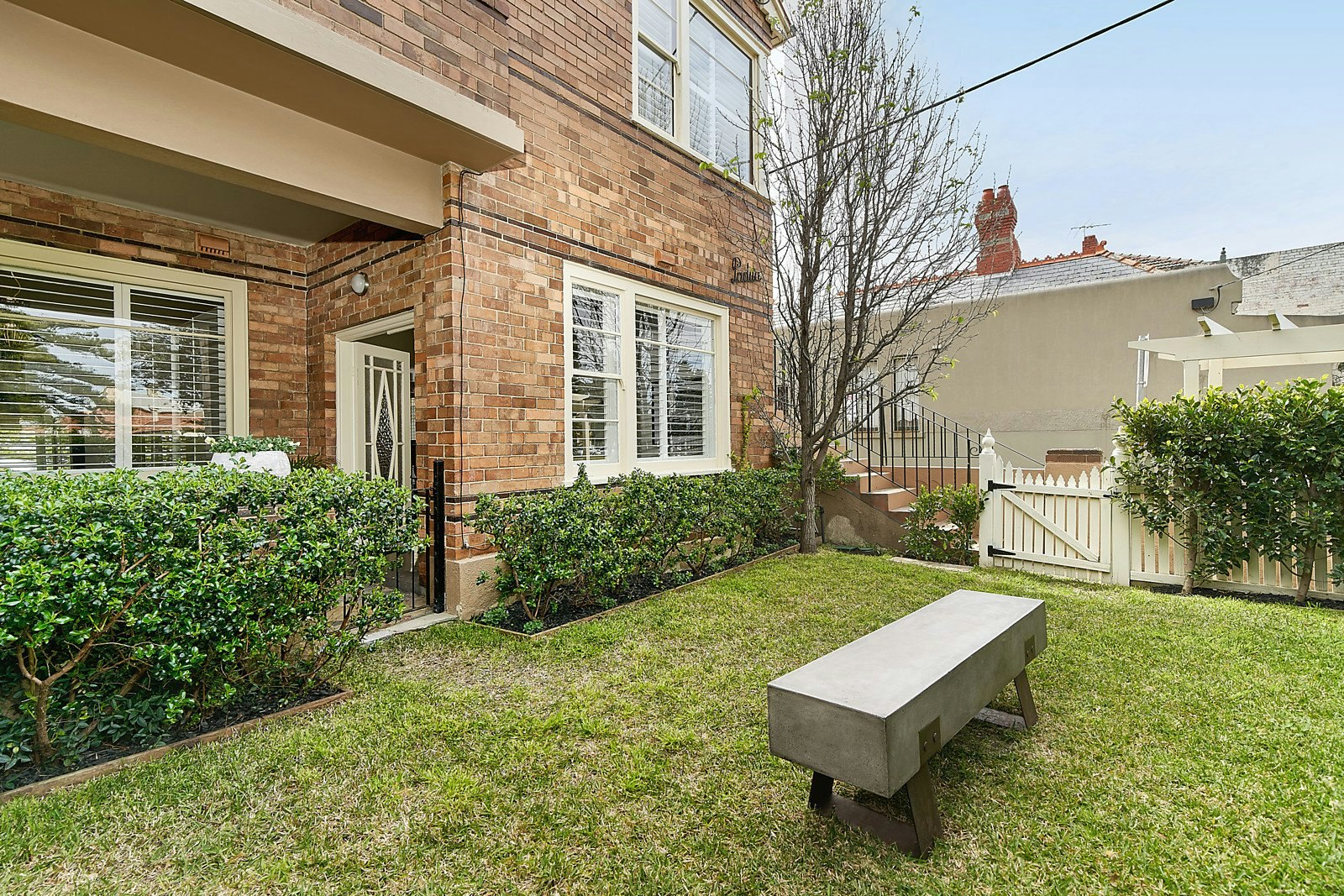 2/198 Kerferd Road, Albert Park, VIC